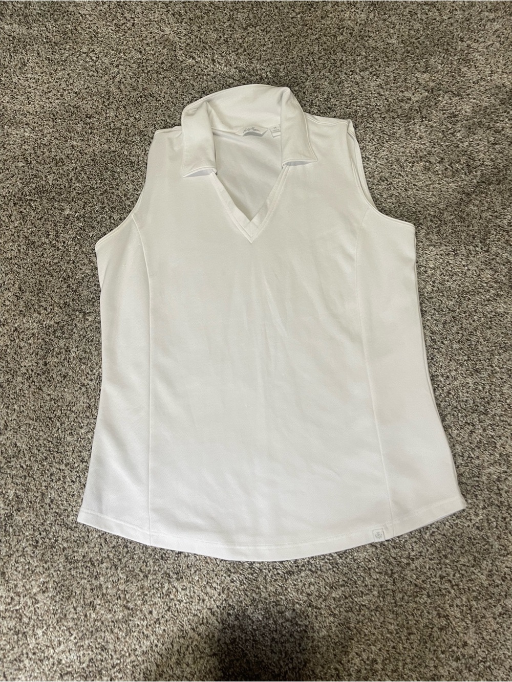 Lady Hagen White V-Neck Collared Sleeveless Golf Tank